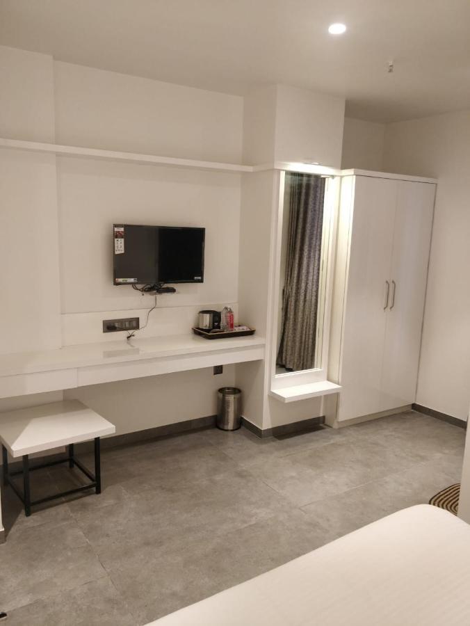 Hotel My Home Residency 나식 외부 사진
