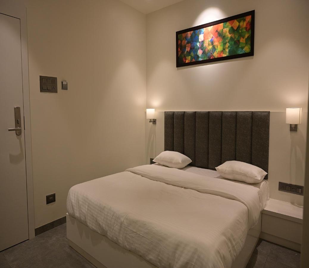 Hotel My Home Residency 나식 외부 사진