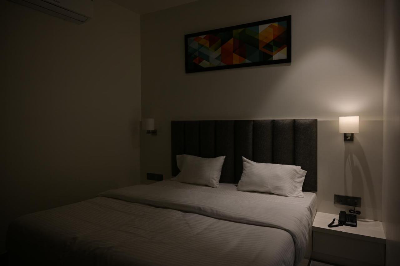Hotel My Home Residency 나식 외부 사진